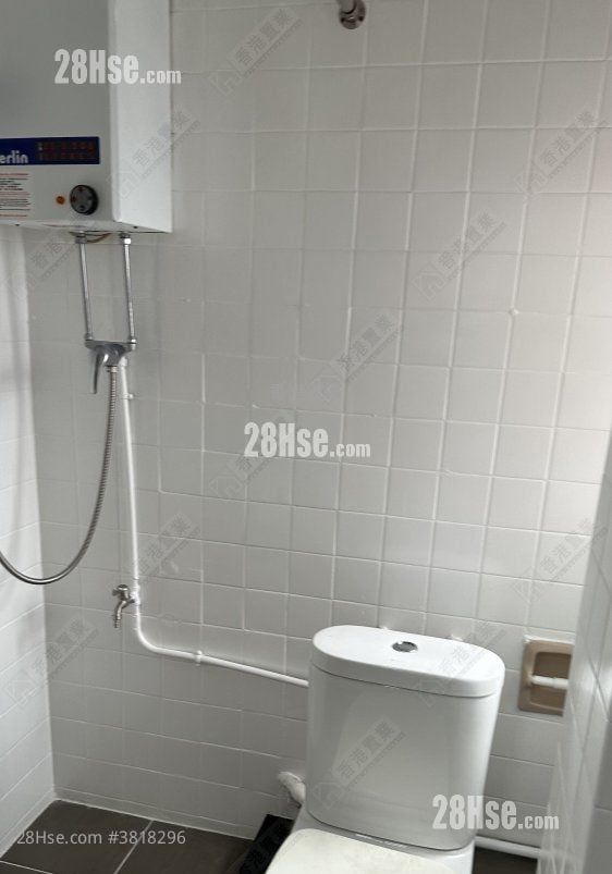 福滿大廈 租盤 384 平方呎