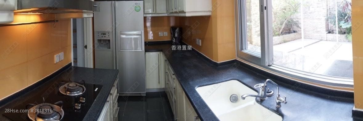 云景台 租盘 3 房 , 3 浴室 1,065 平方尺