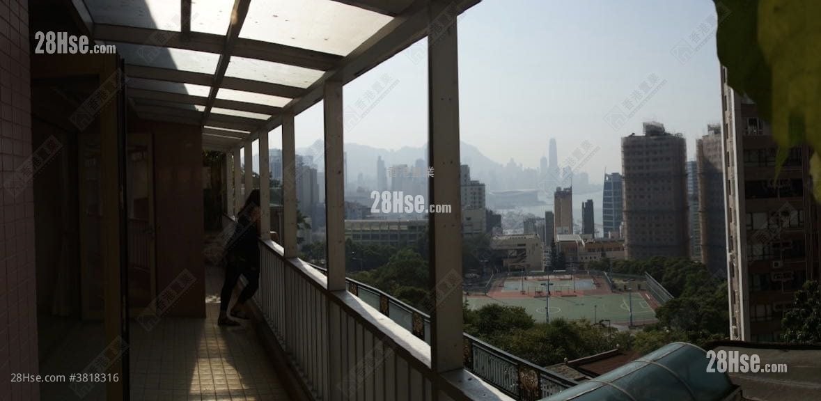 云景台 租盘 3 房 , 3 浴室 1,065 平方尺