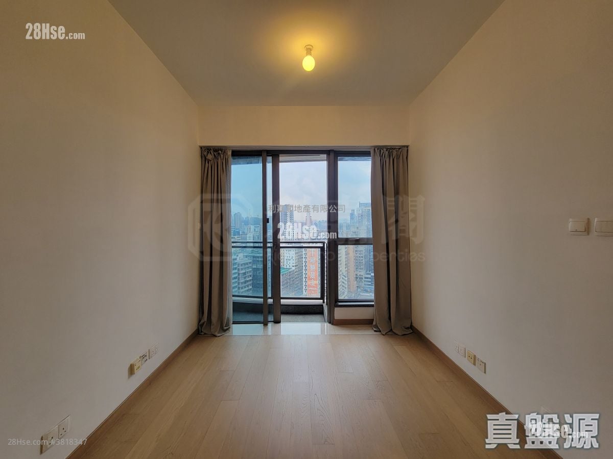 The Austin 租盘 开放式间隔 585 平方尺