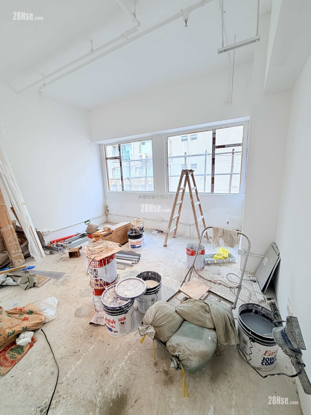 长城工厂大厦 租盘 开放式间隔 85 平方尺