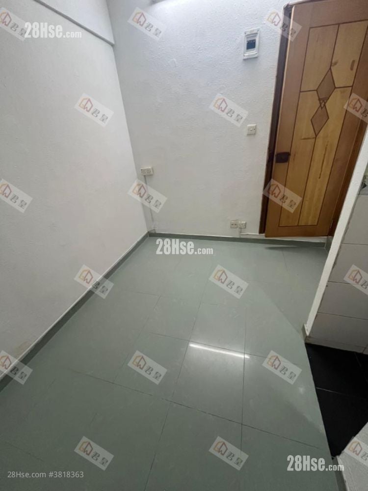 利興大樓 售盤 3 房 , 3 浴室 475 平方呎