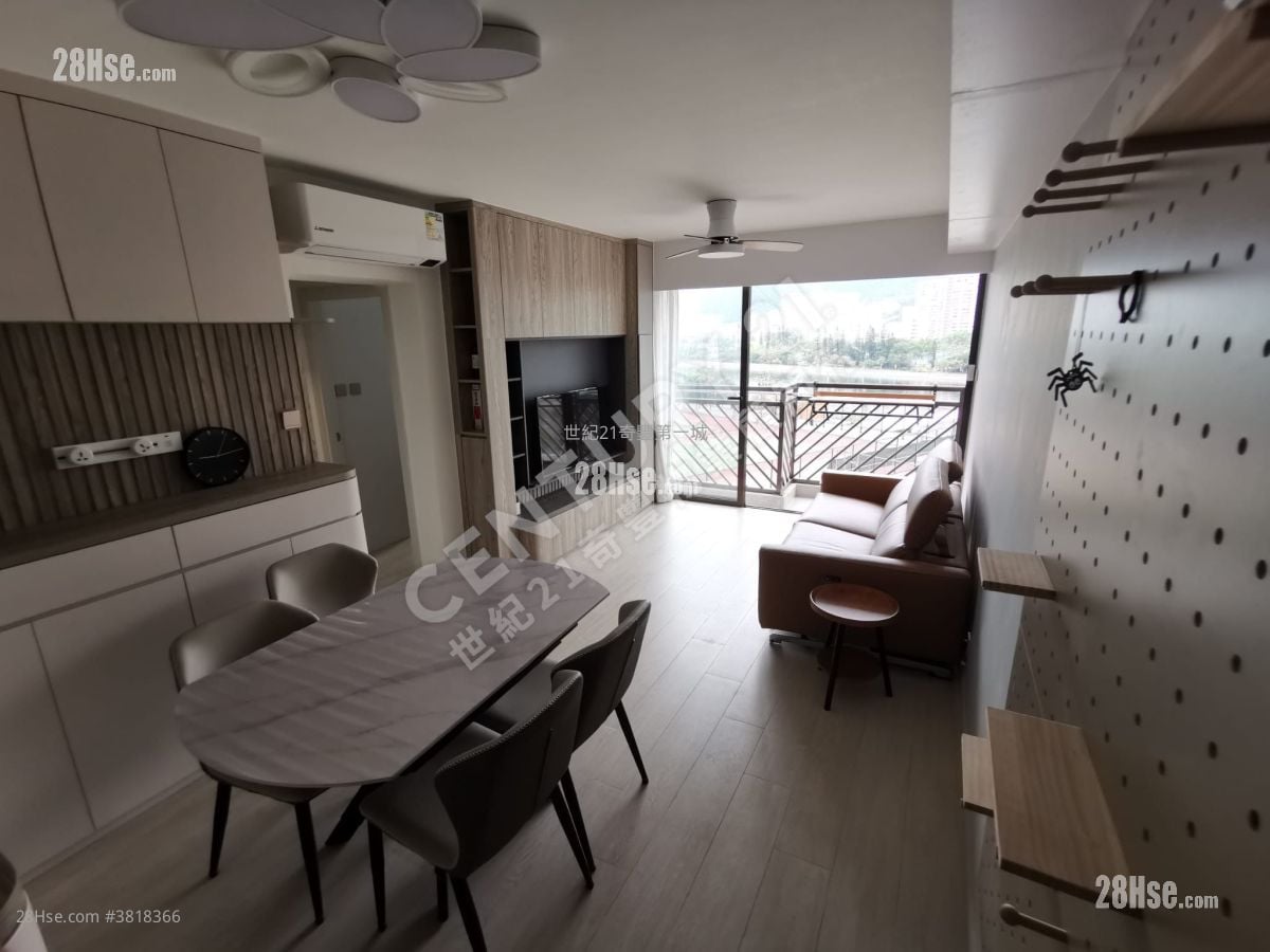 富豪花园 租盘 3 房 670 平方尺