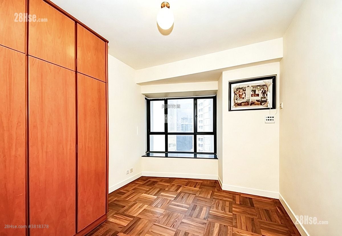 嘉兆台 售盘 3 房 , 2 浴室 1,014 平方尺