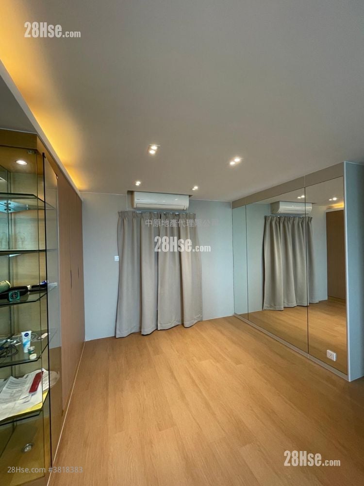 Seaview Crescent Sell 3 Bedrooms 845 ft²