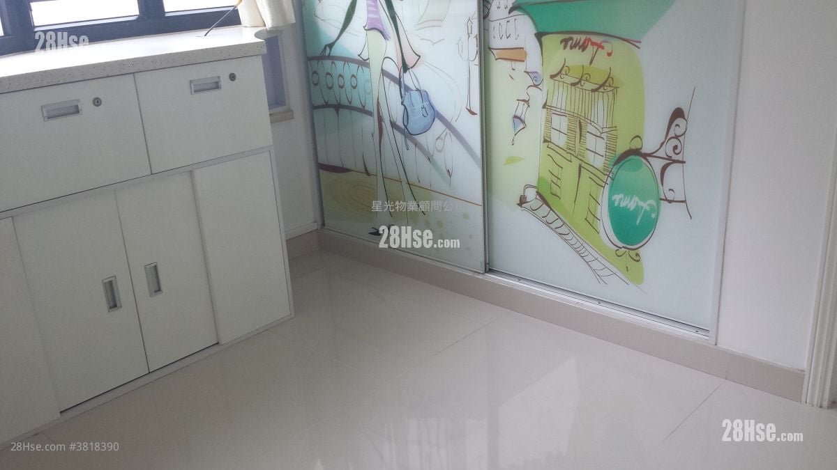 欣荣花园 售盘 4 房 , 2 浴室 775 平方尺