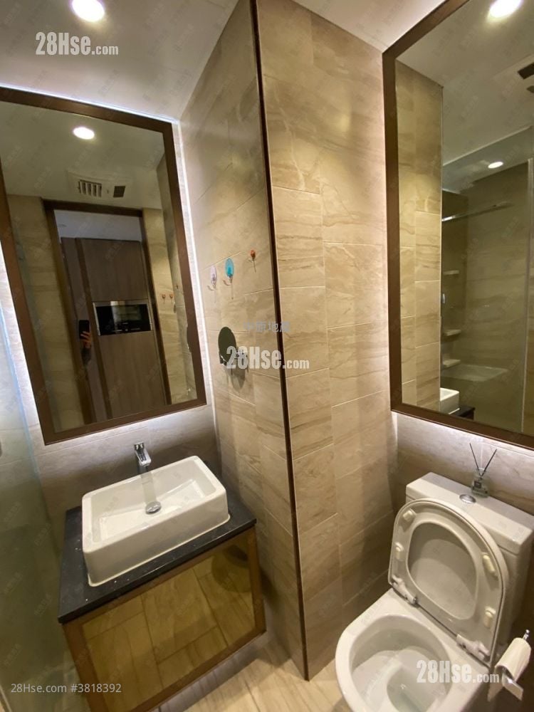 The Met. Acappella Rental Studio , 1 Bathroom 252 ft²