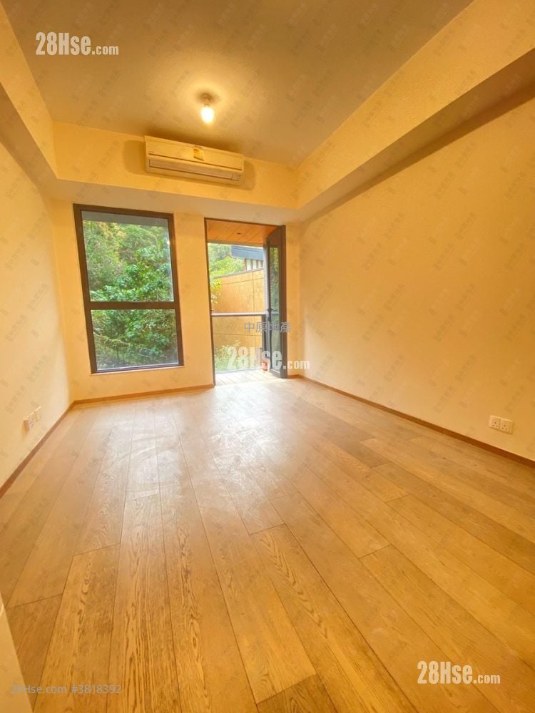 The Met. Acappella Rental Studio , 1 Bathroom 252 ft²