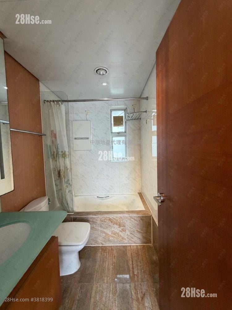 逸涛湾 租盘 3 房 , 2 浴室 713 平方尺