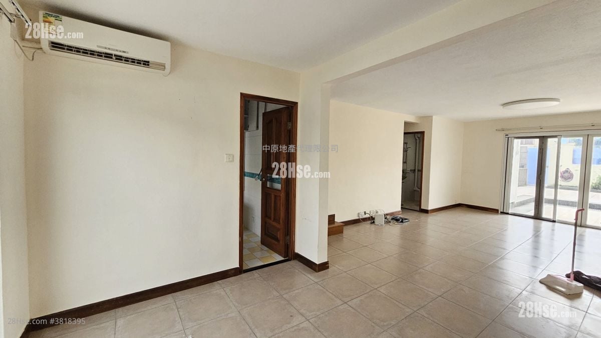 錦繡花園 租盤 3 房 1,035 平方呎