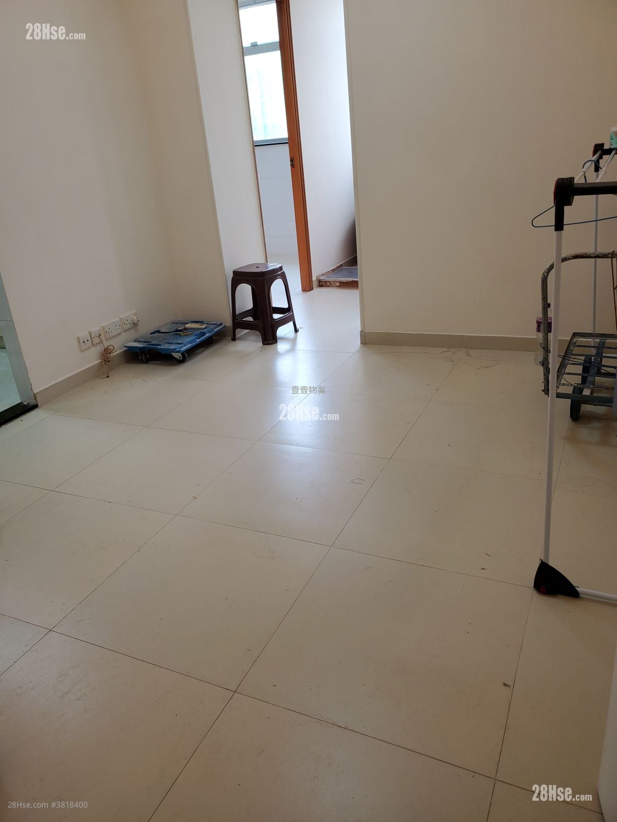 Lan Fong Building Rental 1 Bathroom 529 ft²