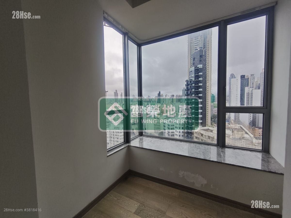 Park One Sell 3 Bedrooms , 1 Bathroom 418 ft²