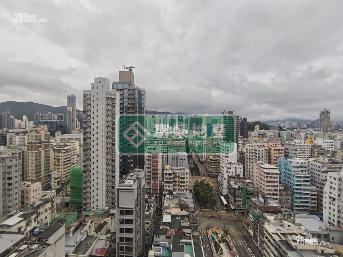 Park One Sell 3 Bedrooms , 1 Bathroom 418 ft²