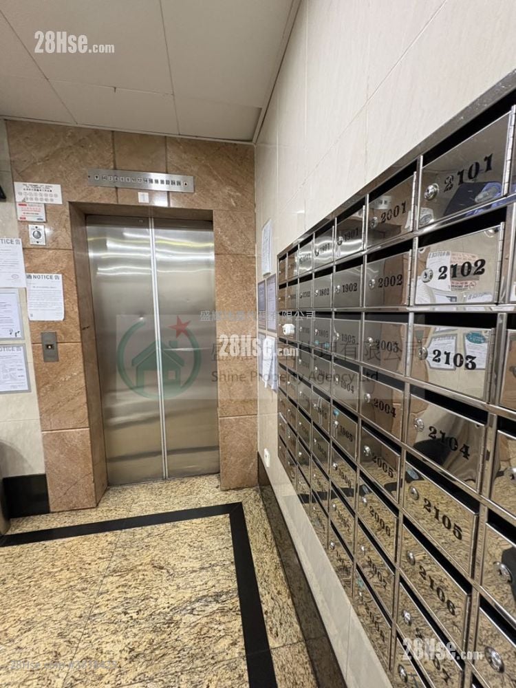 健威花园 租盘 2 房 , 1 浴室 446 平方尺