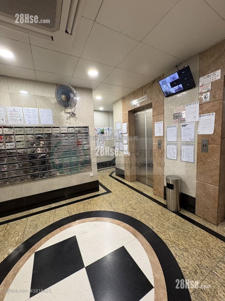 健威花园 租盘 2 房 , 1 浴室 446 平方尺