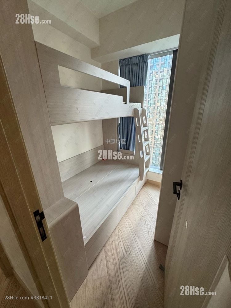 The Arles Rental 2 Bedrooms , 1 Bathroom 462 ft²