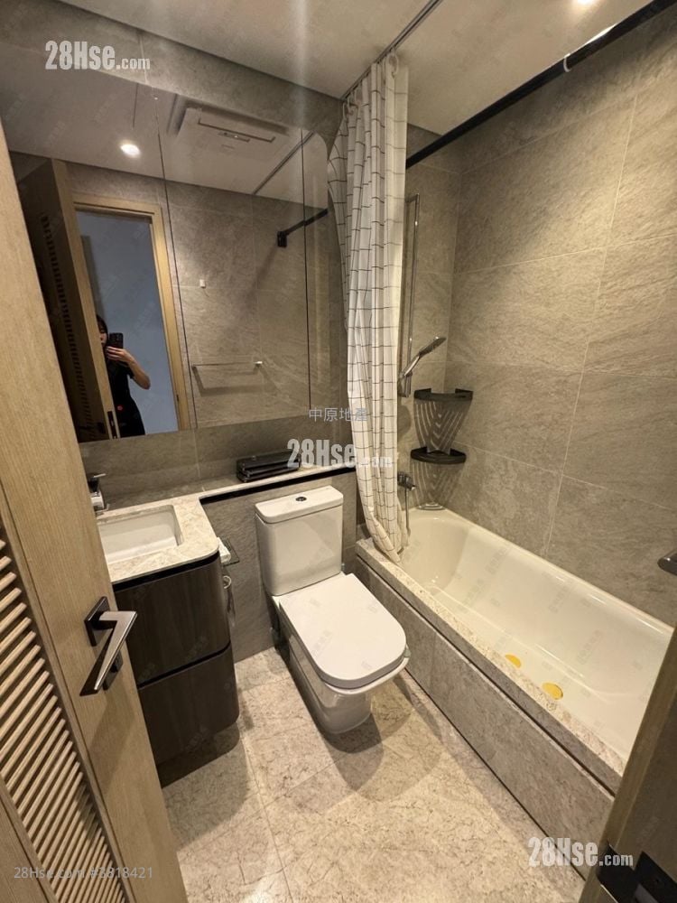 The Arles Rental 2 Bedrooms , 1 Bathroom 462 ft²