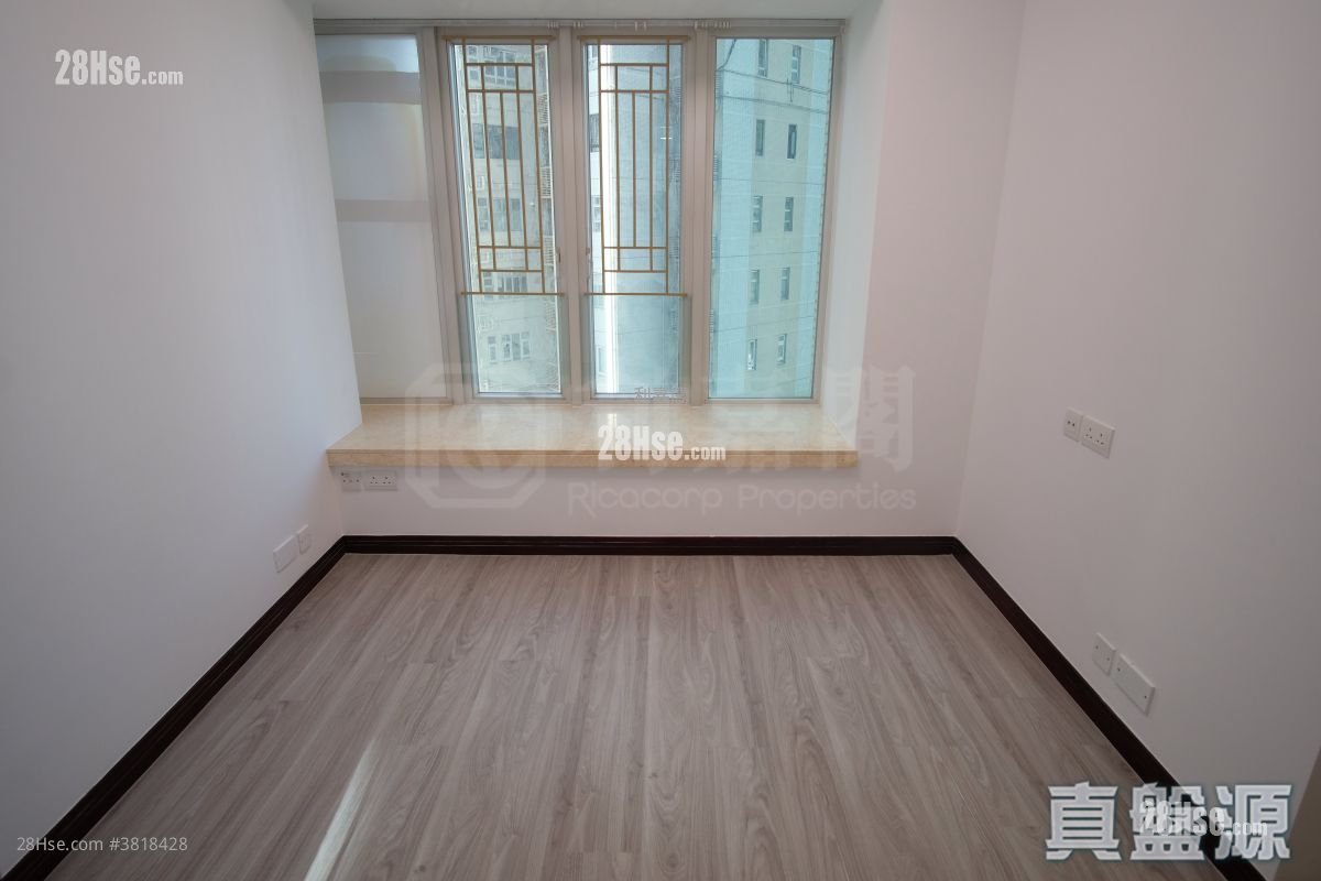 名門 售盤 3 房 867 平方呎