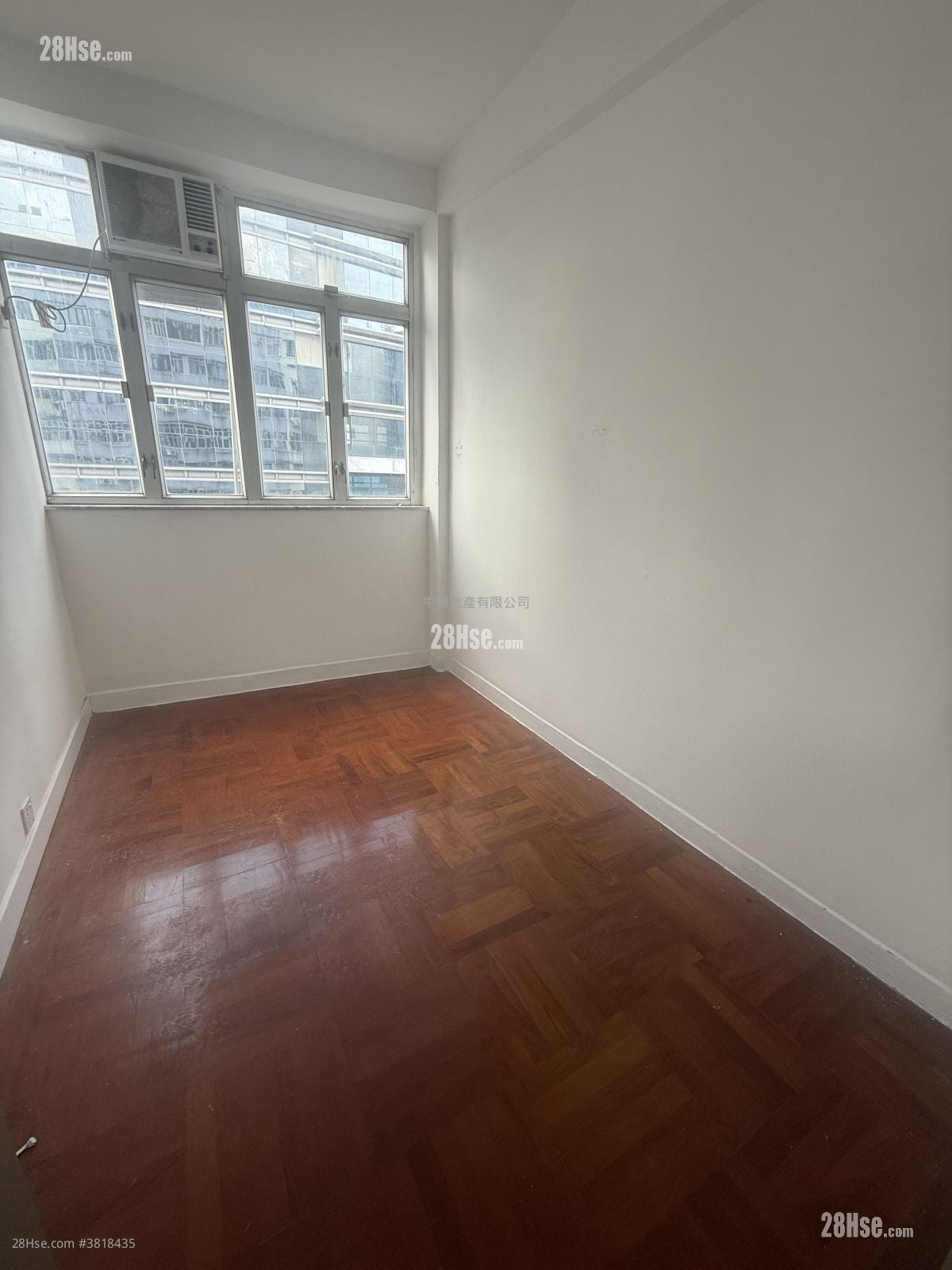 Lucky House Rental 3 Bedrooms , 1 Bathroom 606 ft²