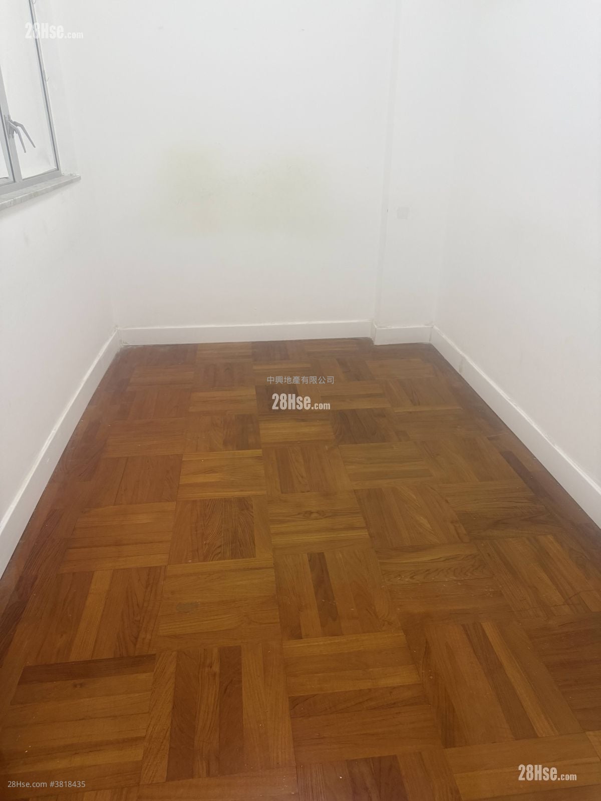 Lucky House Rental 3 Bedrooms , 1 Bathroom 606 ft²