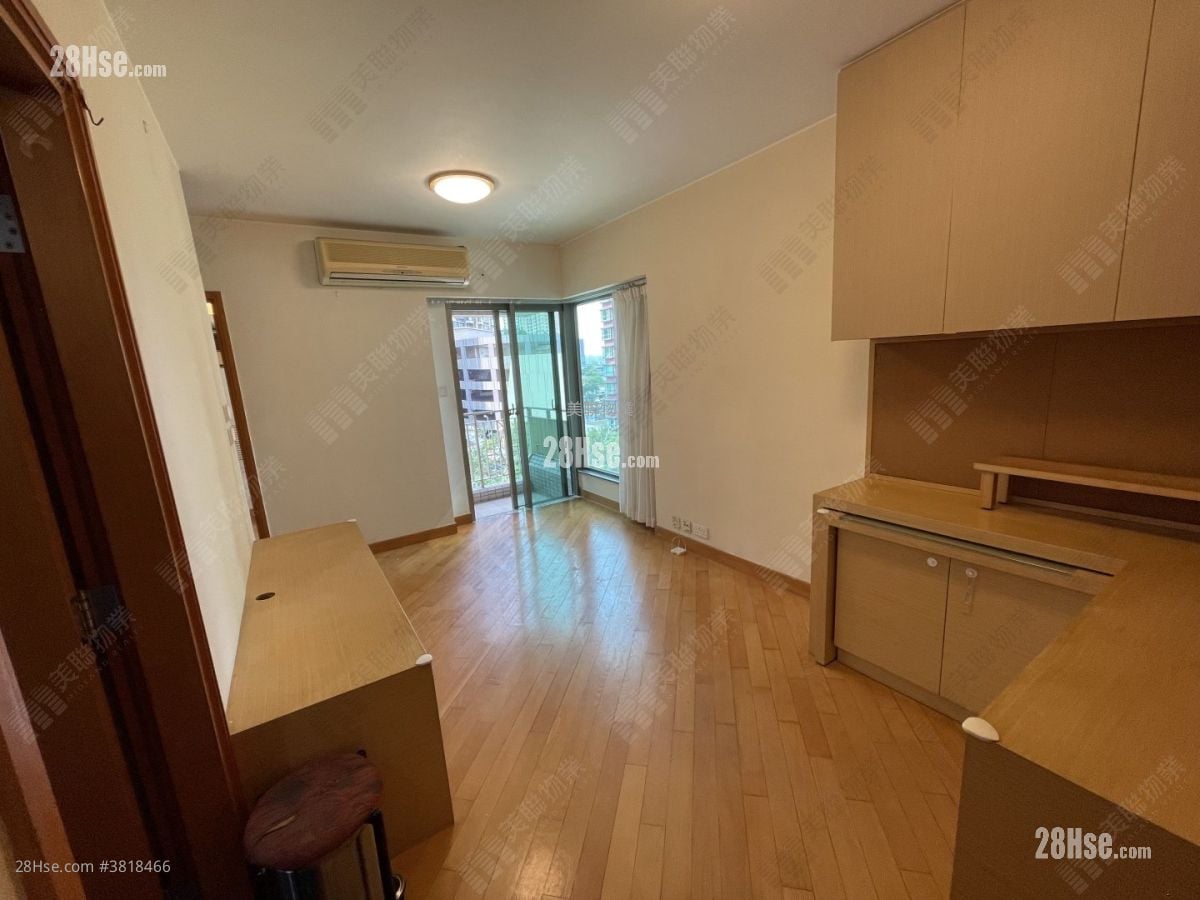 Yoho Town 售盘 2 房 , 1 浴室 423 平方尺