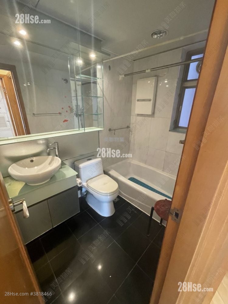 Yoho Town 售盘 2 房 , 1 浴室 423 平方尺