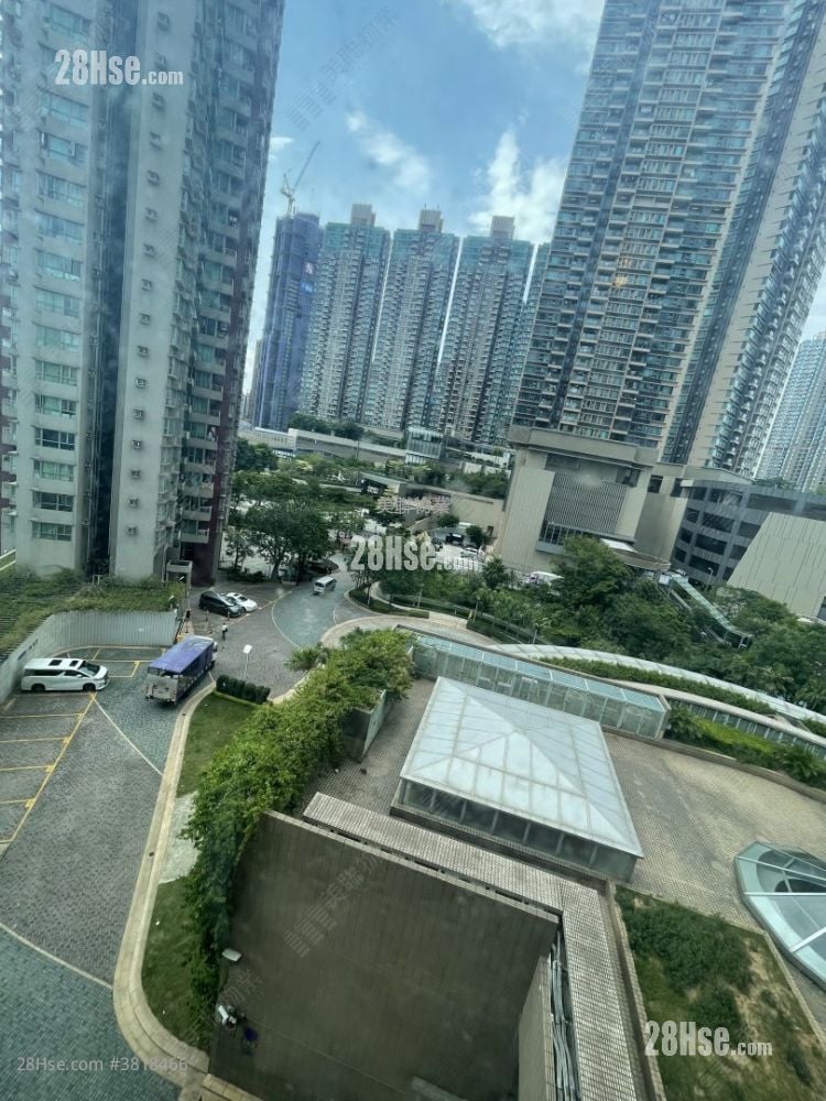 Yoho Town 售盘 2 房 , 1 浴室 423 平方尺