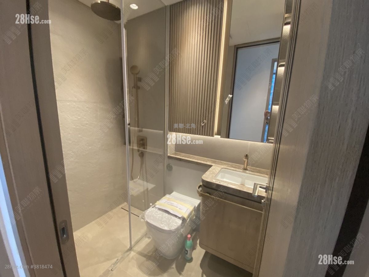 101 Kings Road 租盤 2 房 , 1 浴室 399 平方呎