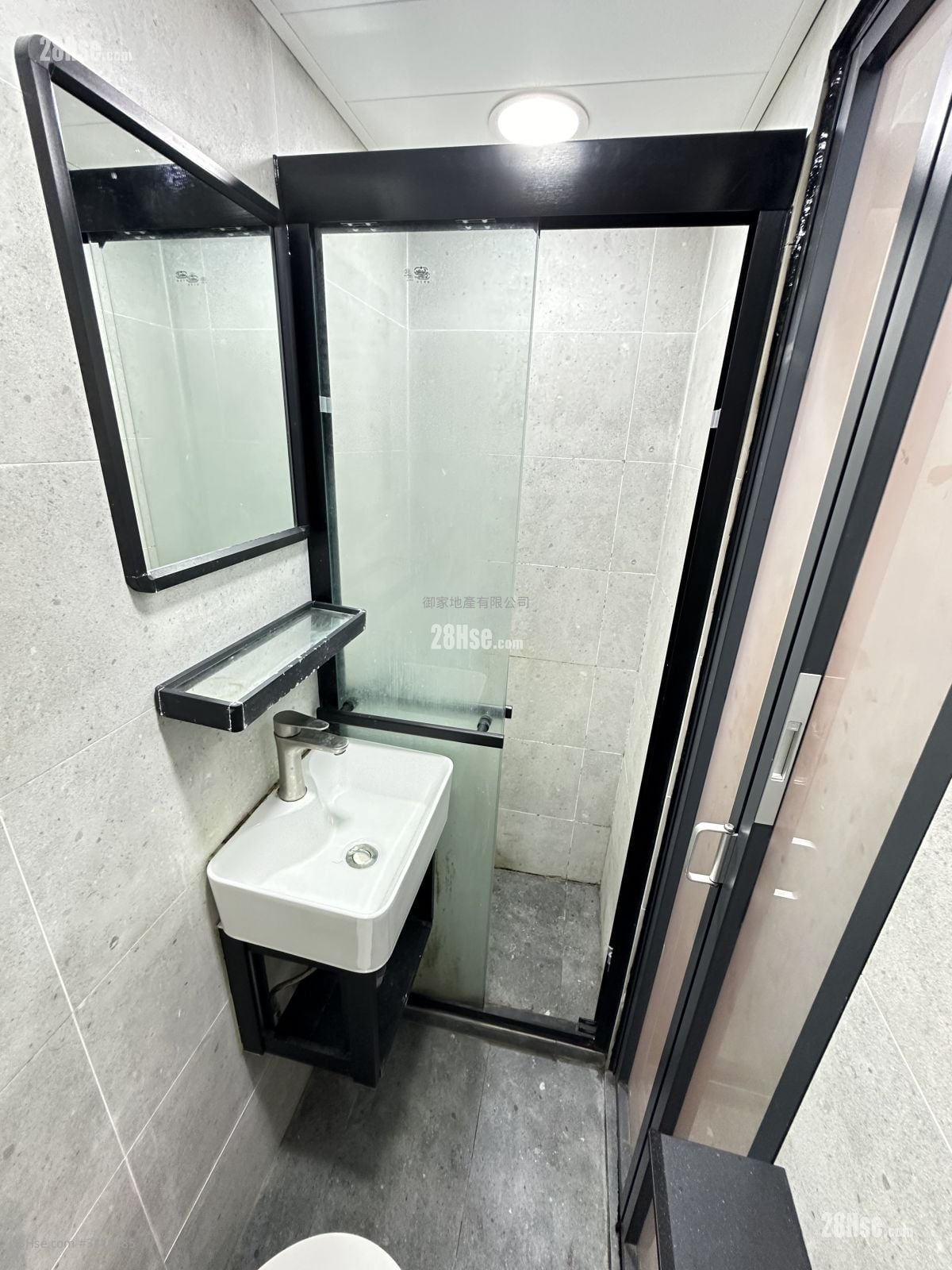 奶路臣街1號 租盤 1 房 , 1 浴室 170 平方呎