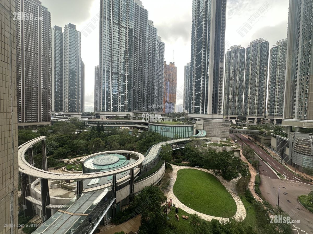 領峰 售盤 4 房 , 3 浴室 984 平方呎