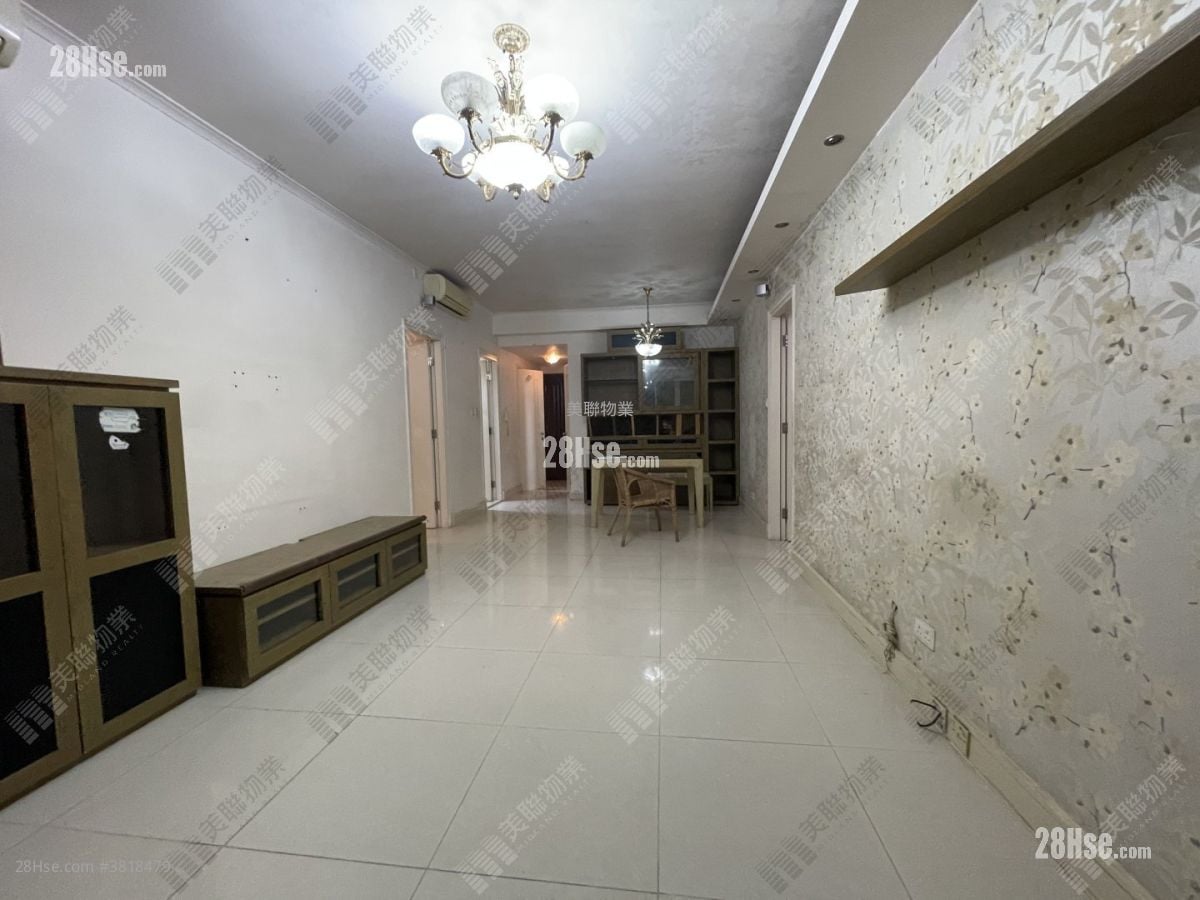 領峰 售盤 4 房 , 3 浴室 984 平方呎