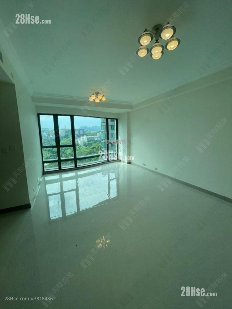 鹿茵山庄 售盘 3 房 1,105 平方尺