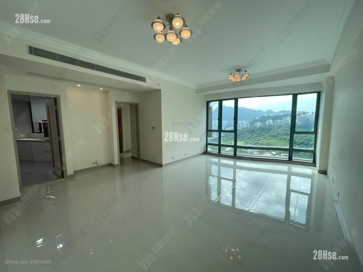 鹿茵山庄 售盘 3 房 1,105 平方尺