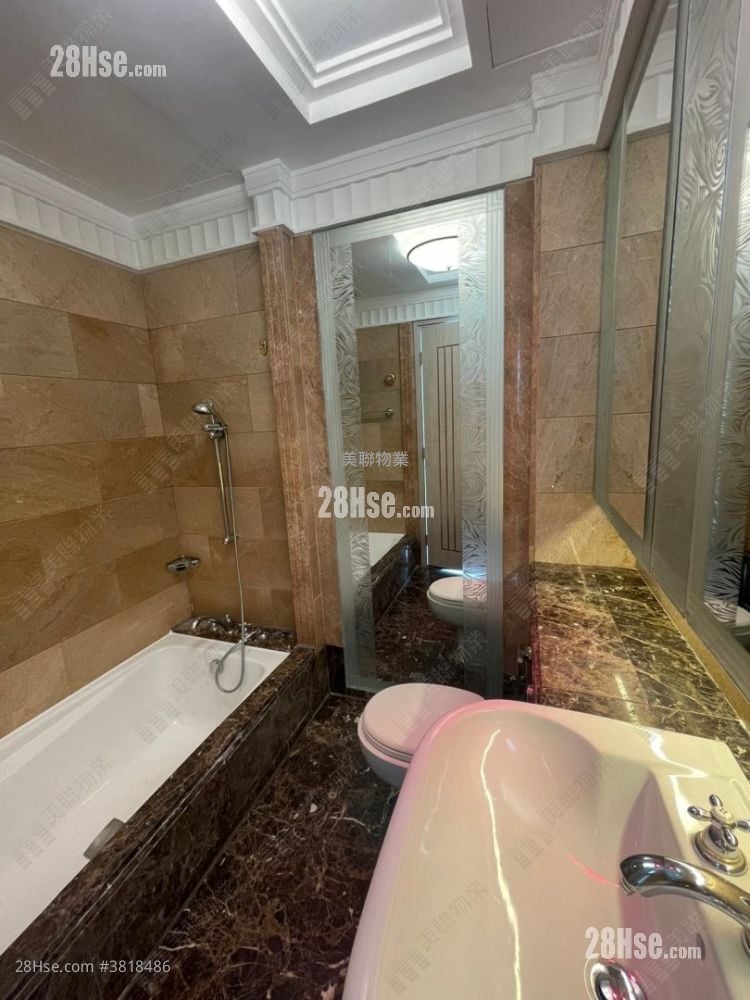 鹿茵山庄 售盘 3 房 1,105 平方尺