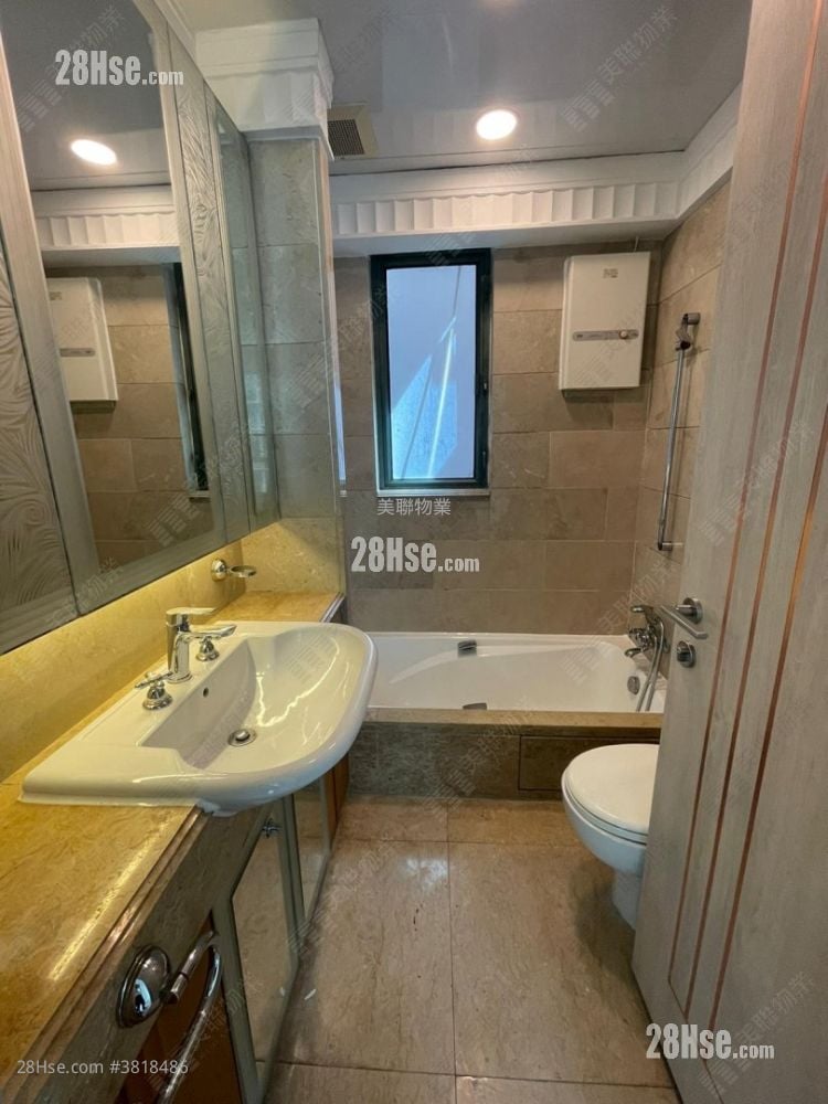 鹿茵山庄 售盘 3 房 1,105 平方尺