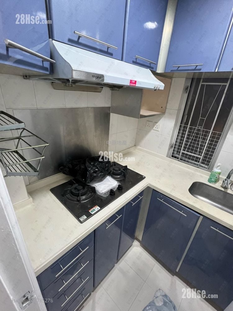 Amoy Gardens Sell 2 Bedrooms , 1 Bathroom 375 ft²