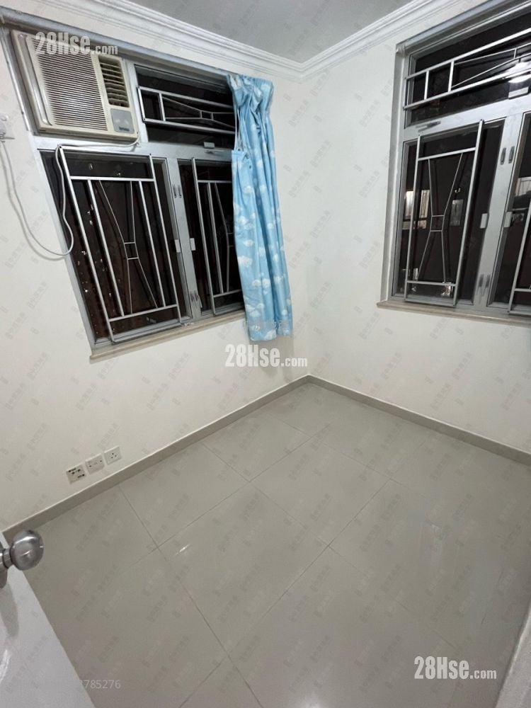 Amoy Gardens Sell 2 Bedrooms , 1 Bathroom 375 ft²