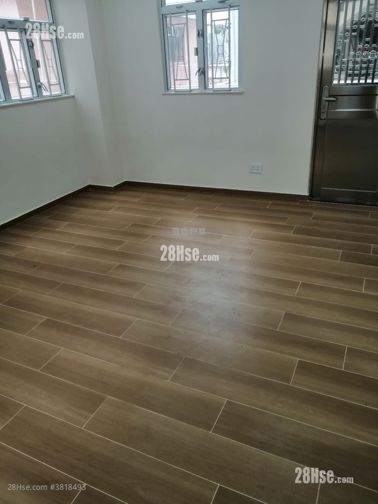 鴨寮街82-84號 售盤 1 浴室 339 平方呎