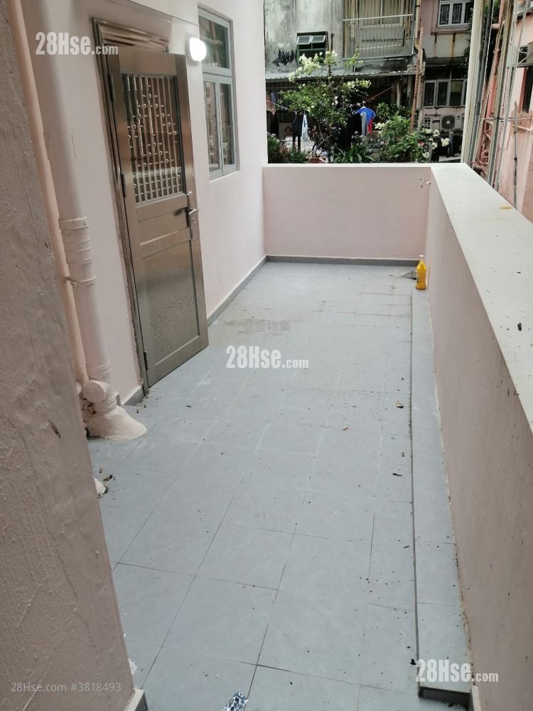 鴨寮街82-84號 售盤 1 浴室 339 平方呎