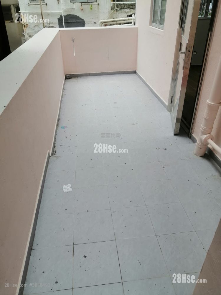 鴨寮街82-84號 售盤 1 浴室 339 平方呎