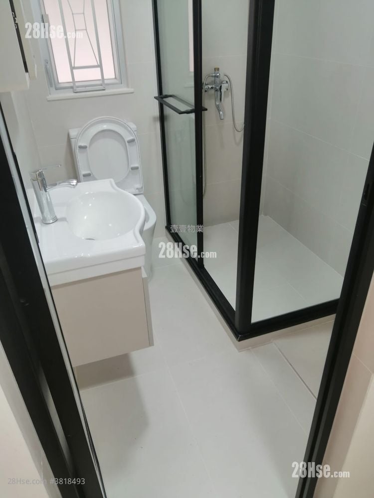 鴨寮街82-84號 售盤 1 浴室 339 平方呎