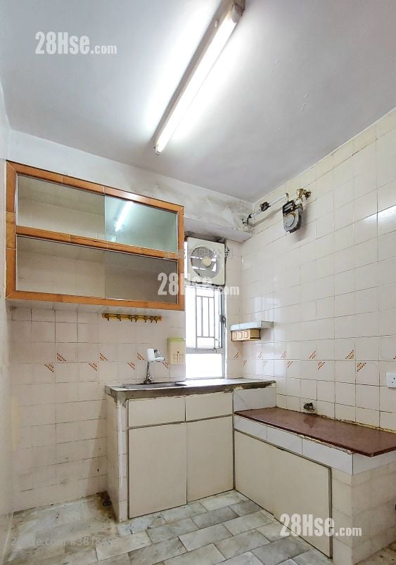 富安花園 售盤 2 房 , 1 浴室 485 平方呎