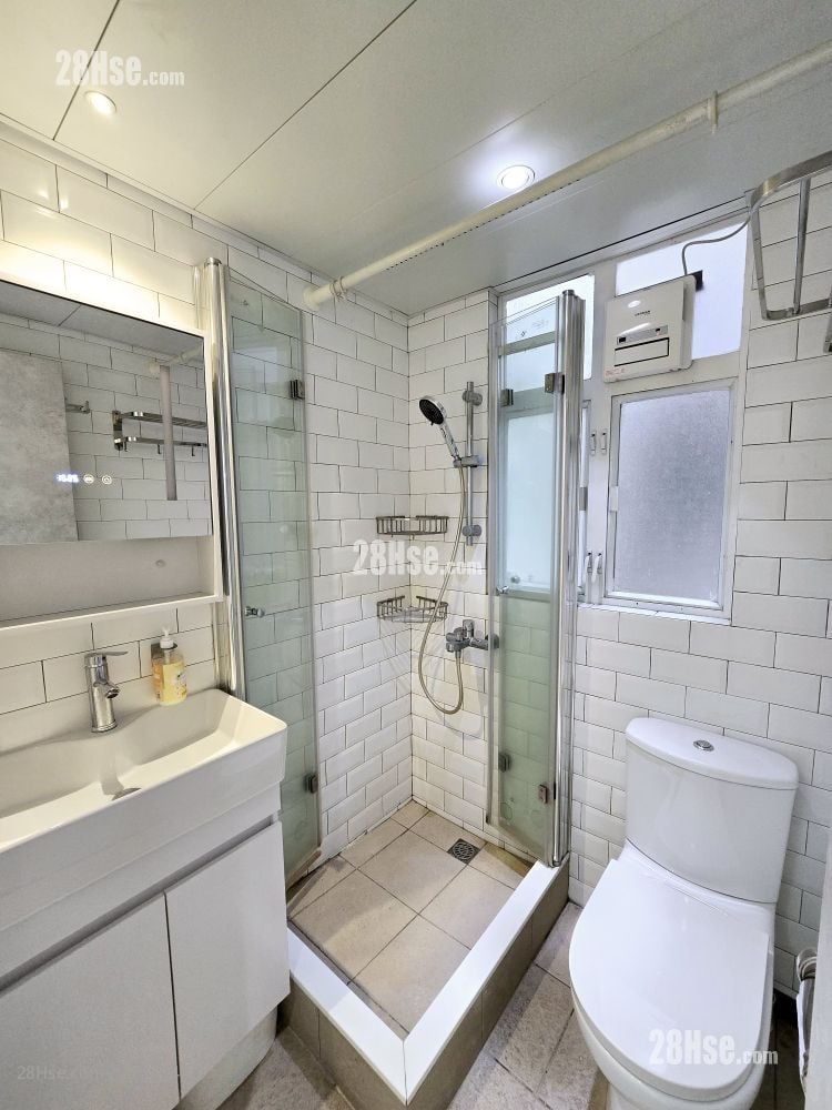 东南大厦 租盘 3 房 , 1 浴室 470 平方尺