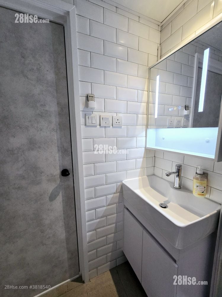 东南大厦 租盘 3 房 , 1 浴室 470 平方尺