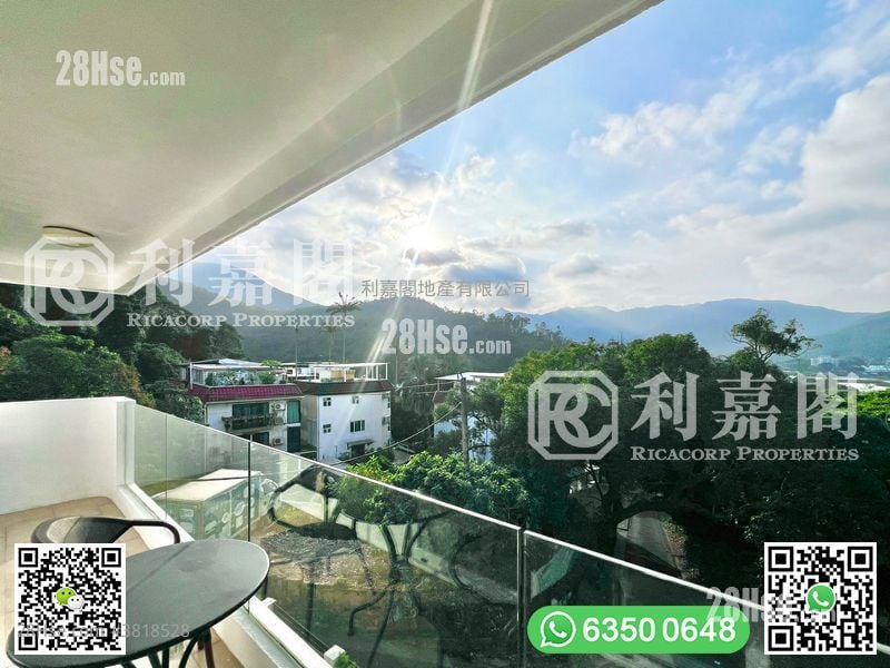 南围 售盘 4 房 , 3 浴室 2,100 平方尺