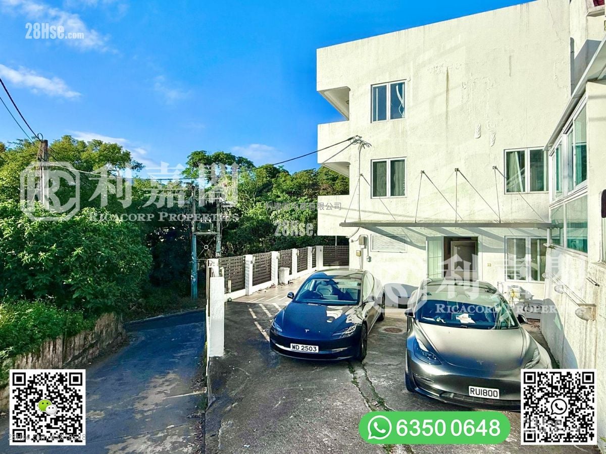 南围 售盘 4 房 , 3 浴室 2,100 平方尺