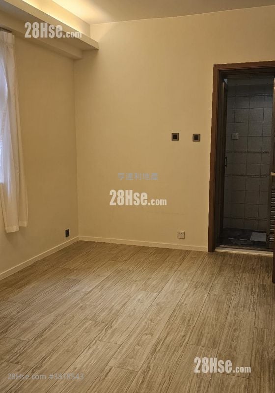 康华大厦 售盘 2 房 , 1 浴室 325 平方尺