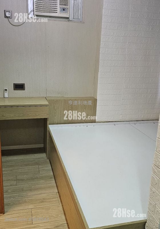 康华大厦 售盘 2 房 , 1 浴室 325 平方尺