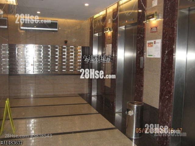 康华大厦 售盘 2 房 , 1 浴室 325 平方尺