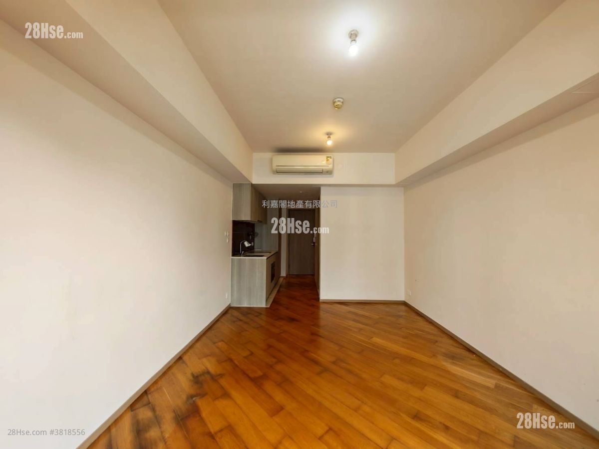 Twin Regency Sell 300 ft²